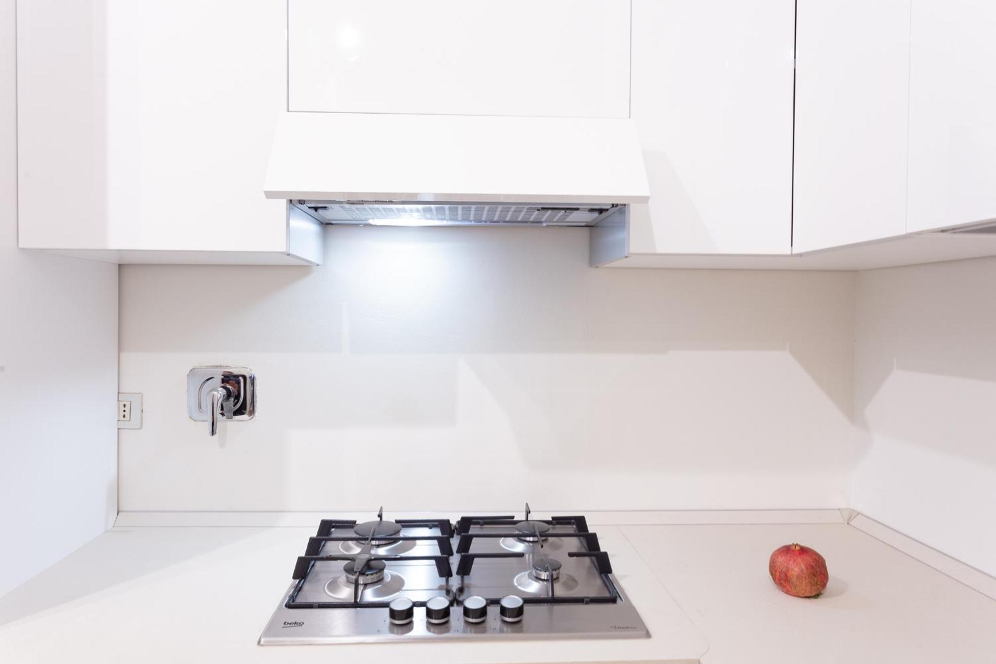Renovated 3 Bedroom Apartment In The City Center Турин Экстерьер фото